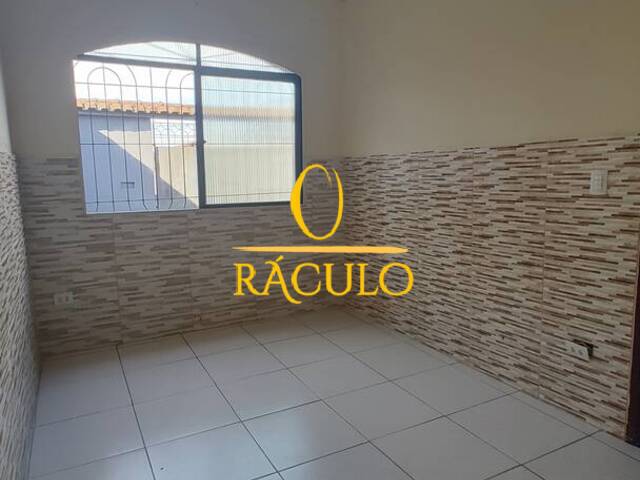 #439 - Casa para Venda em São Vicente - SP - 2